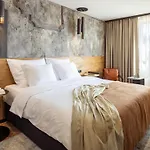 Nomadic Urban Premium Suites